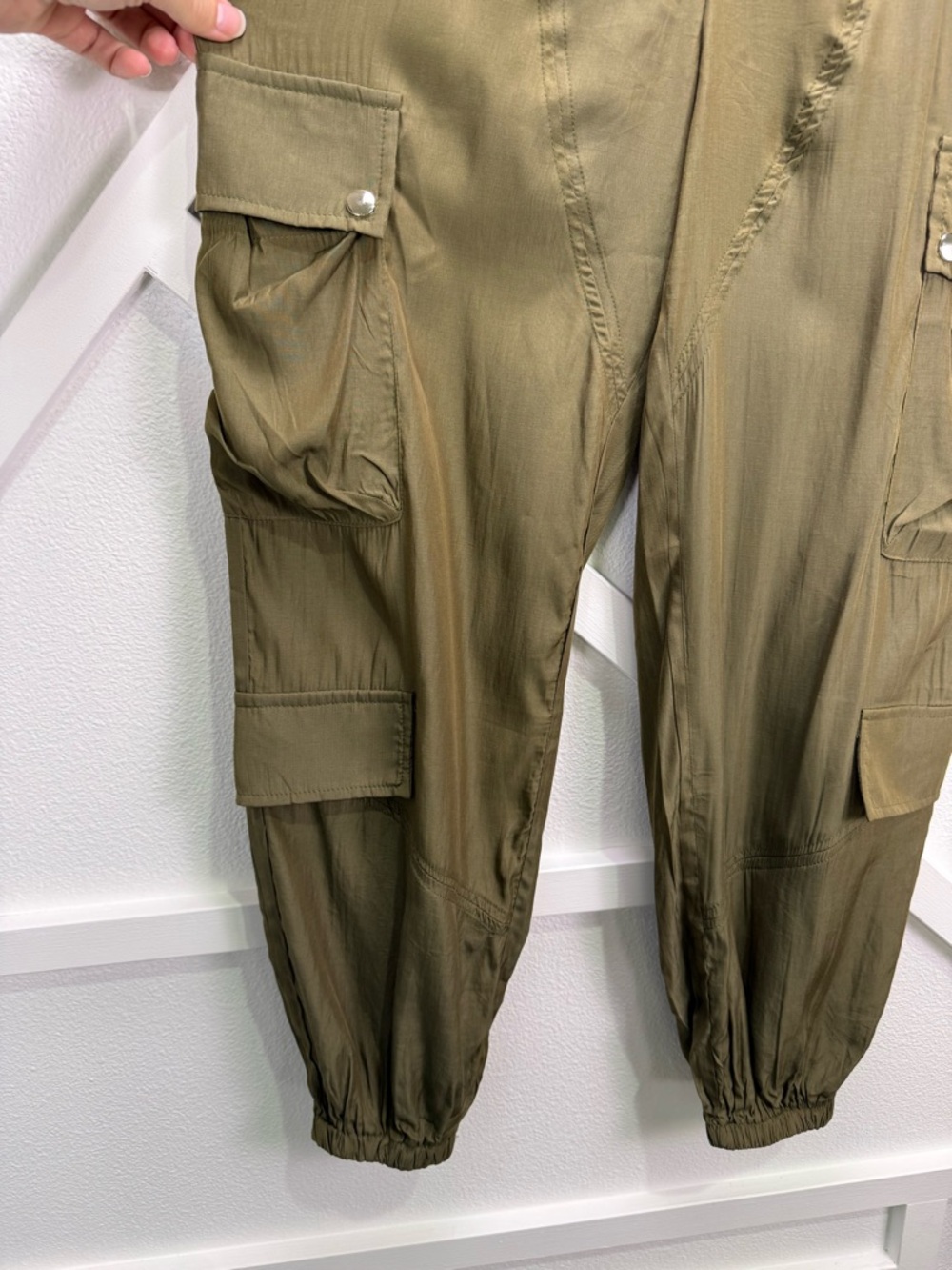 NWT Revolve Lioness Cypress Cargo Jogger Pant Khaki Green Size Small - Picture 5 of 13